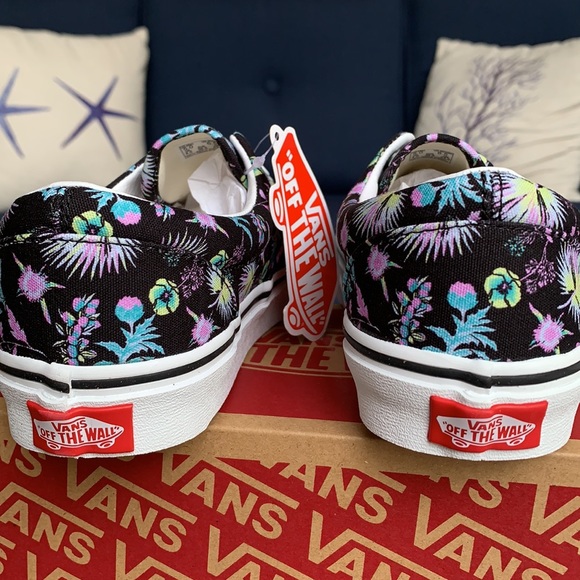 VANS ERA PARADISE FLORAL Blktrwht WMNS - Picture 15 of 16